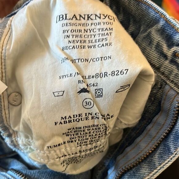 BLANK NYC The Barrow Vintage High Rise Cut Off Jean Shorts, size 30 - Picture 7 of 7